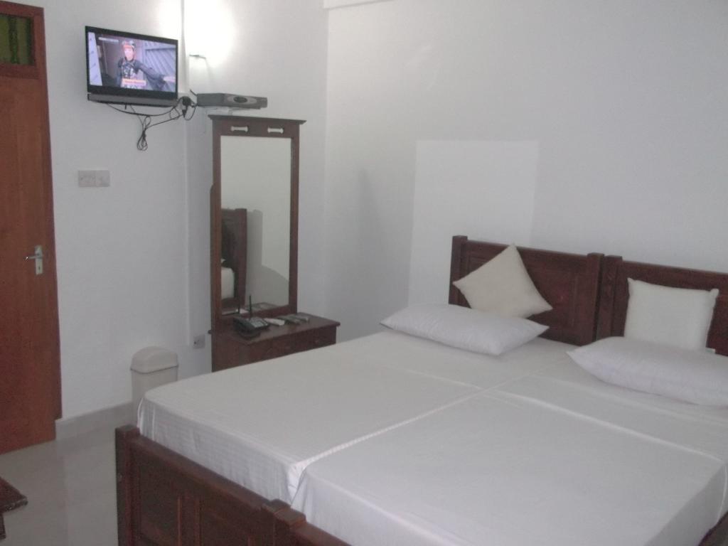 Srilanka Ayurveda Hotel Hikkaduwa Zimmer foto