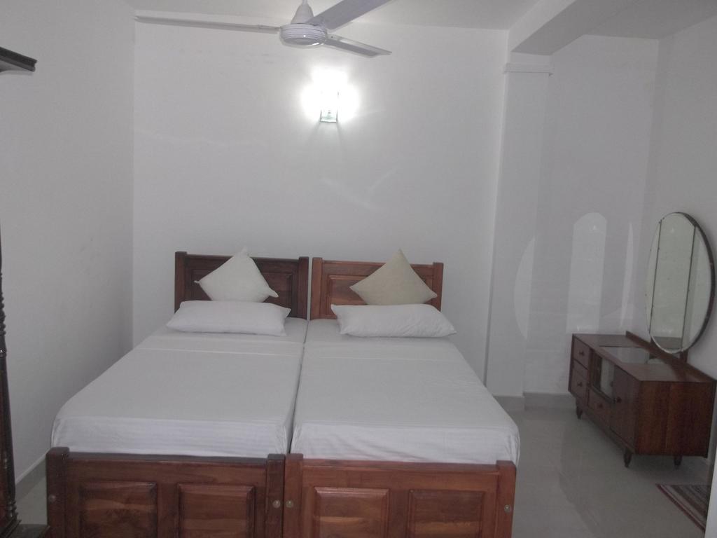 Srilanka Ayurveda Hotel Hikkaduwa Zimmer foto